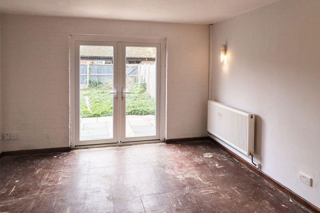 Property photo 2 of 10 Picture No. 11