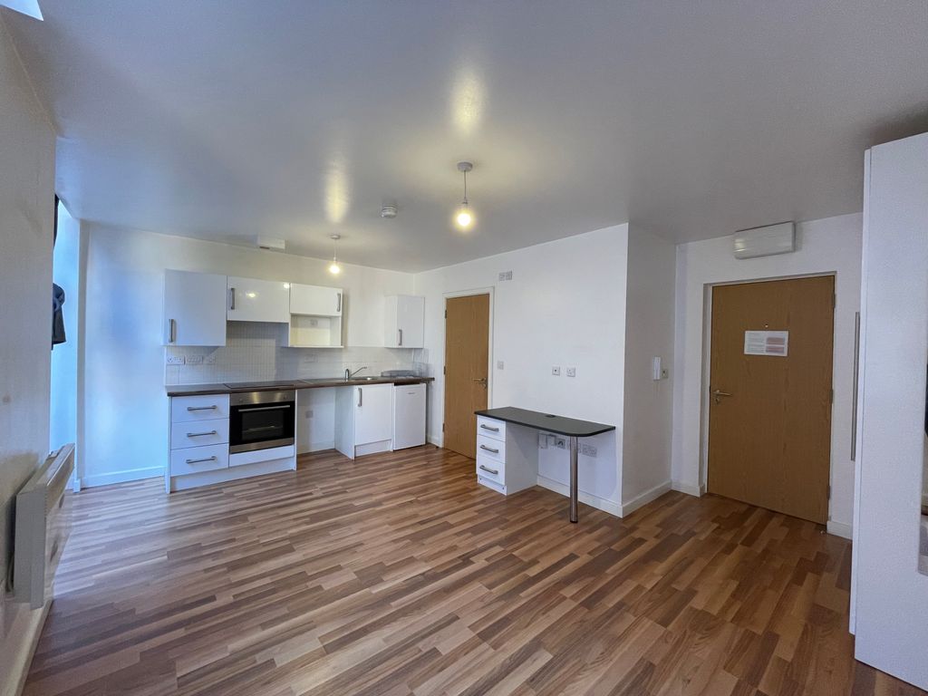 Property photo 3 of 4