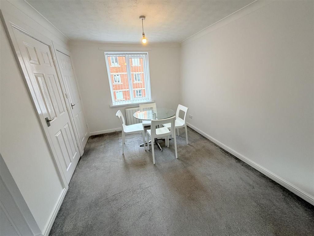 Additional image 6 of 2 bed flat to rentBowline House, Harbour Walk, Hartlepool TS24