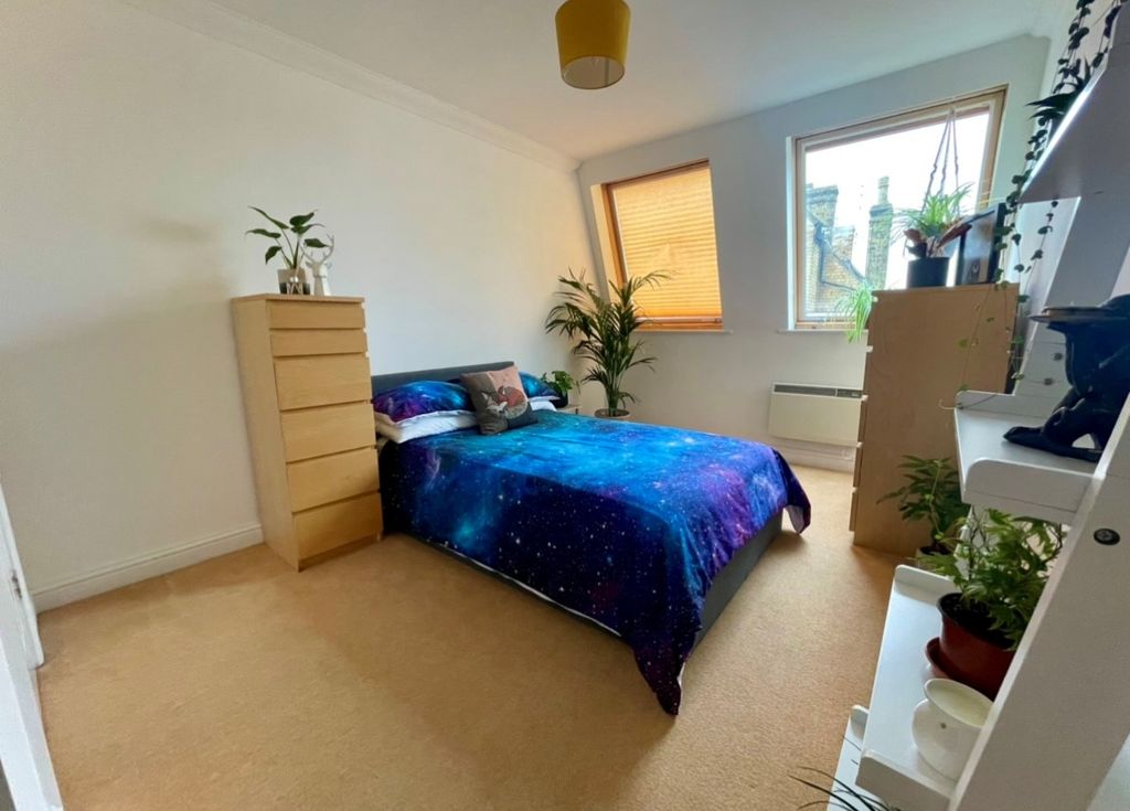 Property photo 2 of 8