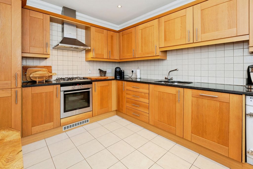 Property photo 2 of 26 Kitchen