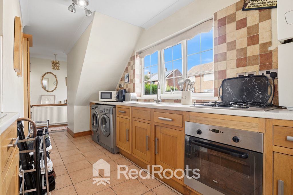 Property photo 3 of 16 5376613