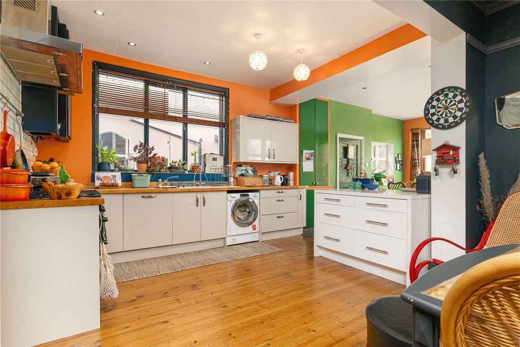 Property photo 3 of 41 Picture 3