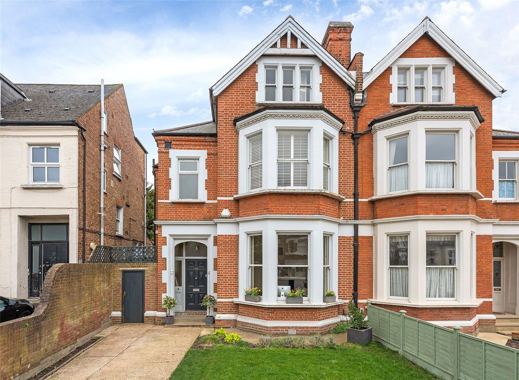 Property photo 1 of 30 External