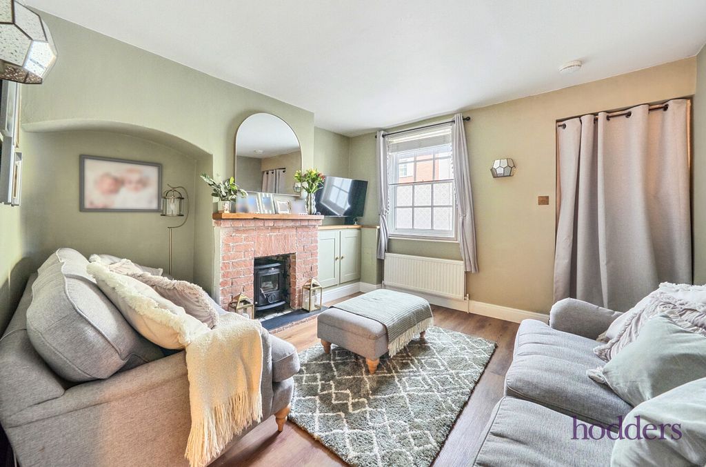 Property photo 2 of 21 53c4A276-2F1d-47B...
