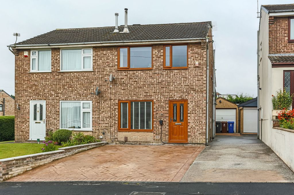 Property photo 1 of 24