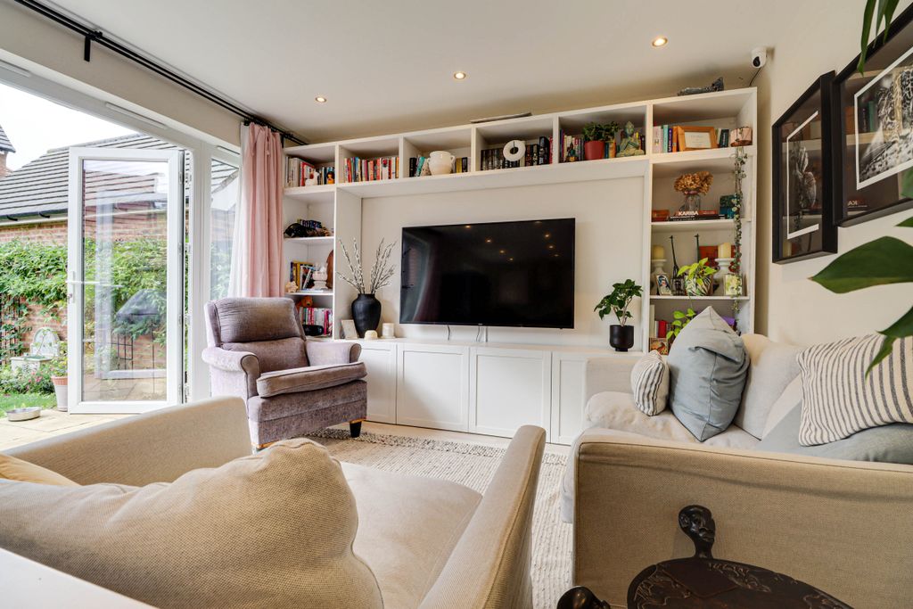 Property photo 3 of 26 Kitchen/Family Room