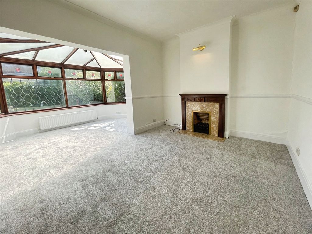 Property photo 3 of 17 Picture No. 15