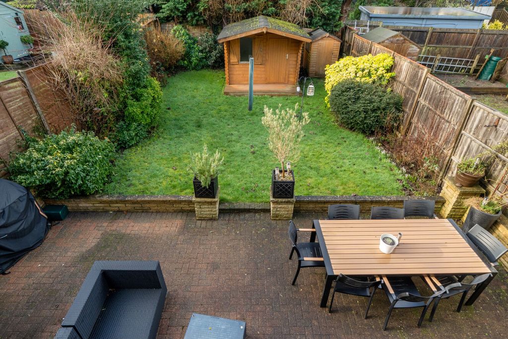 Property photo 3 of 19 1407998-18-69831F...