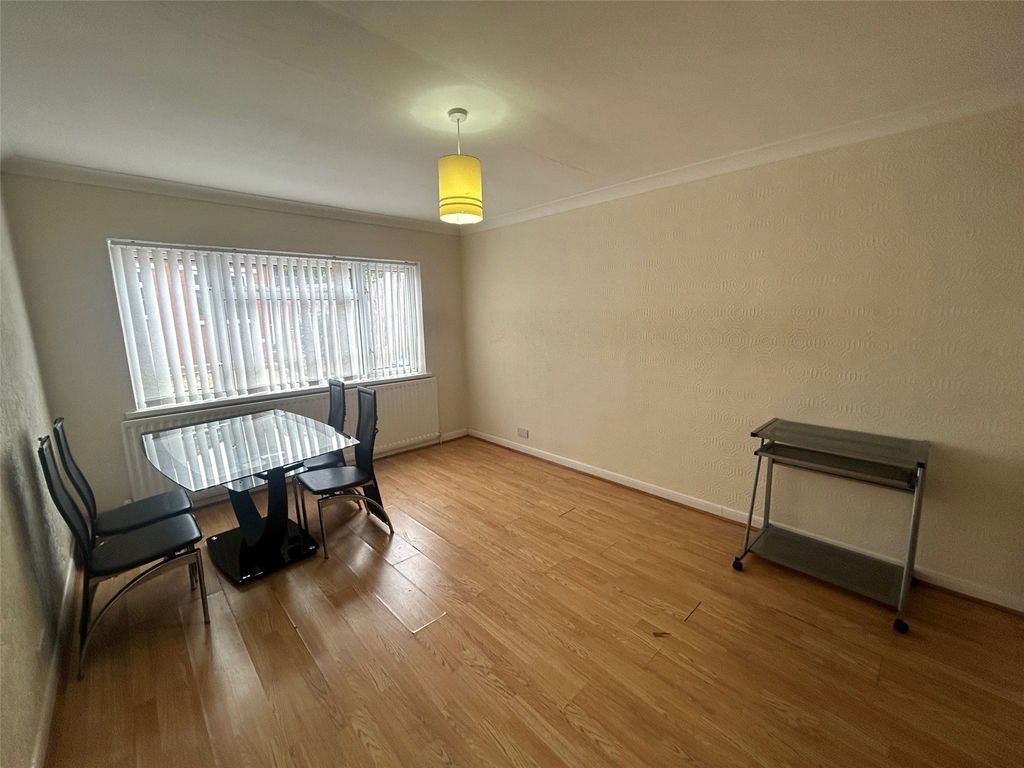 Property photo 3 of 13 Picture No. 11