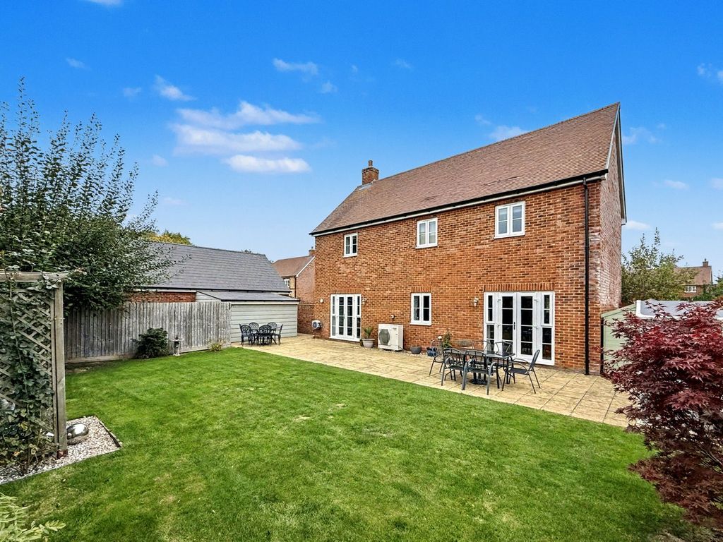 Property photo 2 of 17