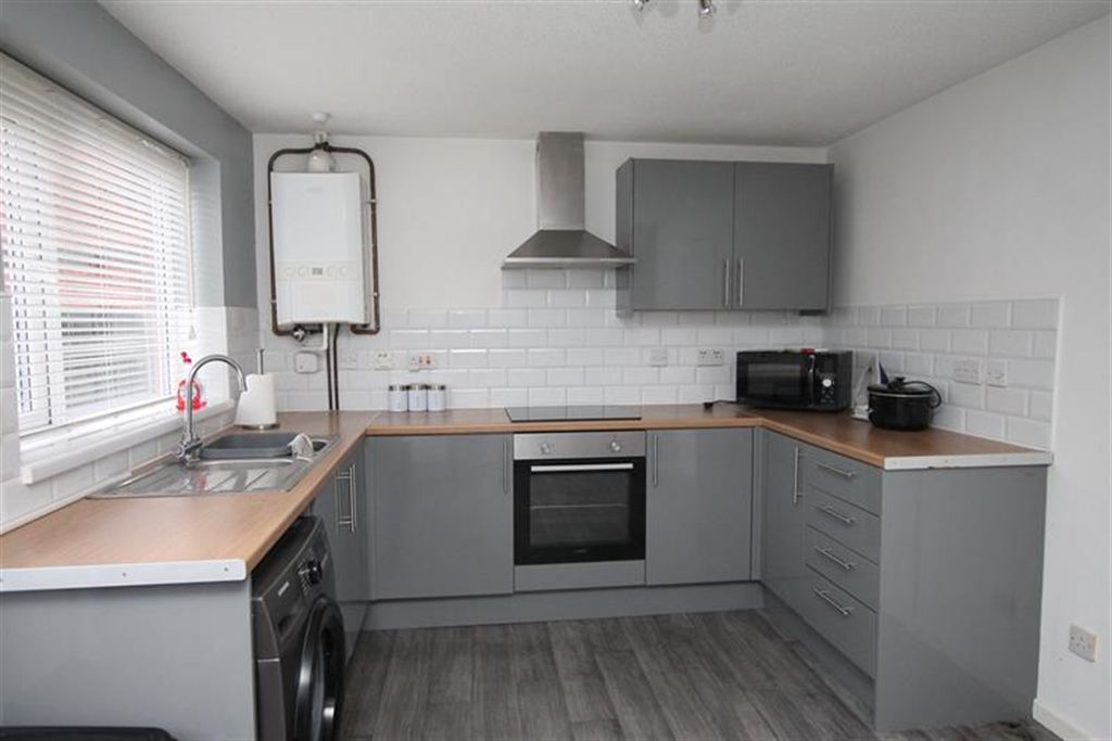 Property photo 2 of 12 (Main)