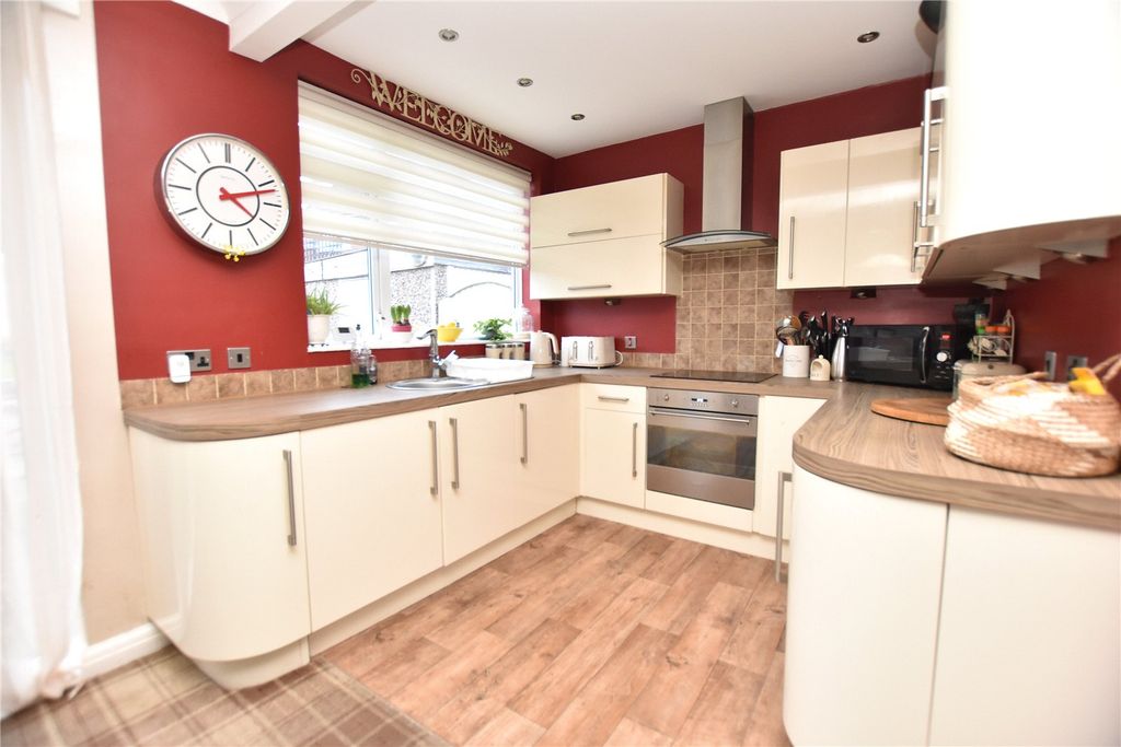 Property photo 3 of 18 Picture No. 35