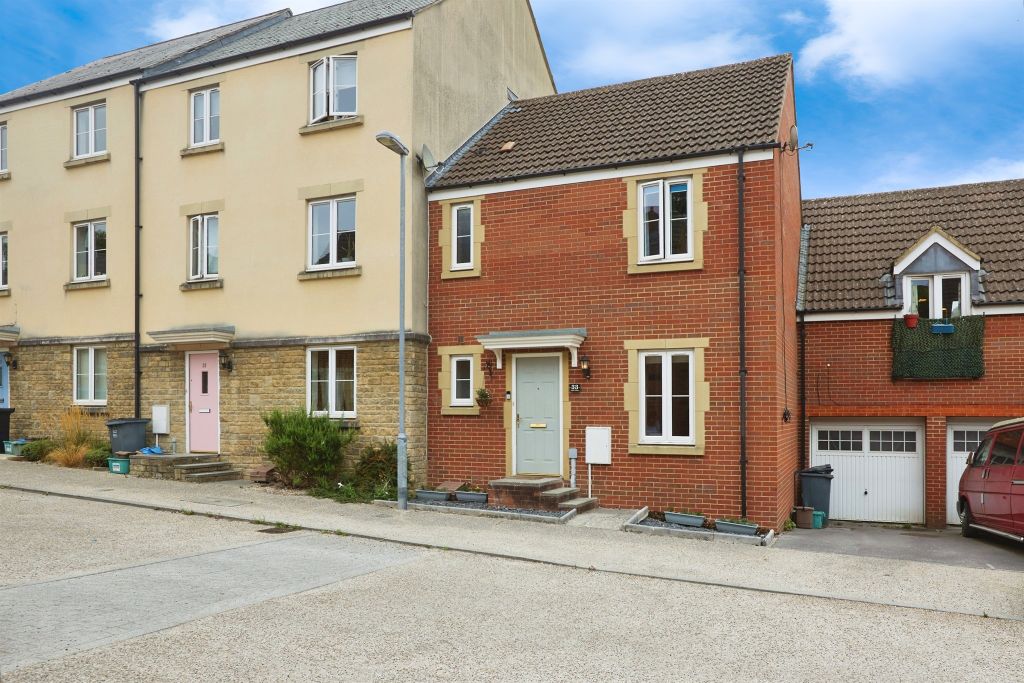 Property photo 1 of 17