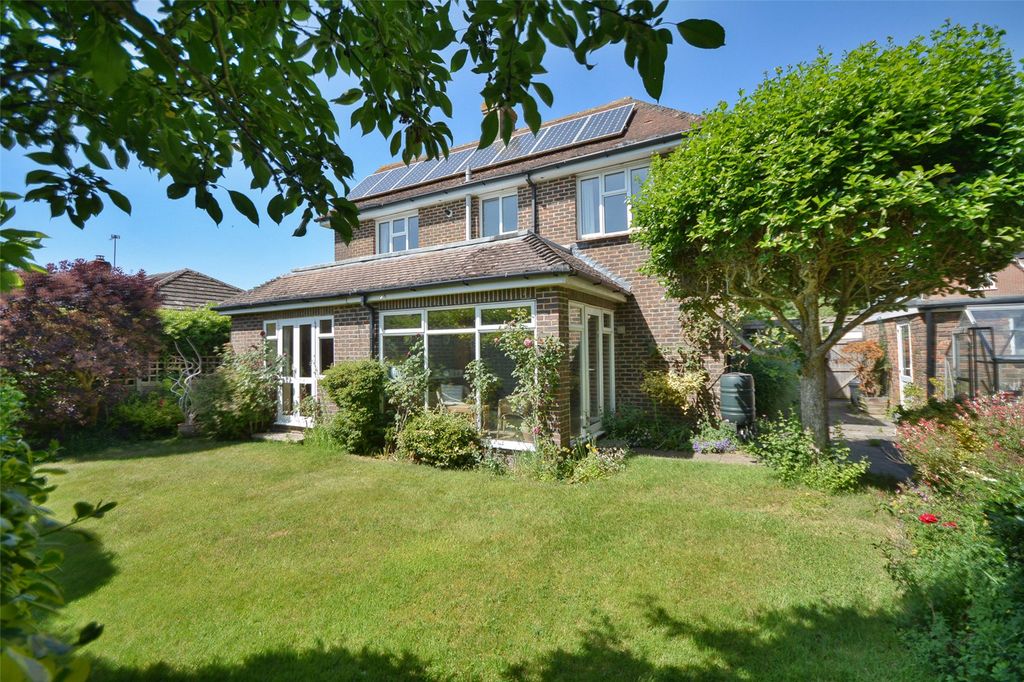 Property photo 3 of 25 Picture No. 38