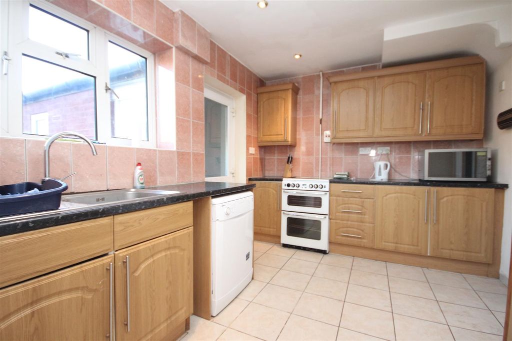 Property photo 2 of 9 Img_5587.Jpg