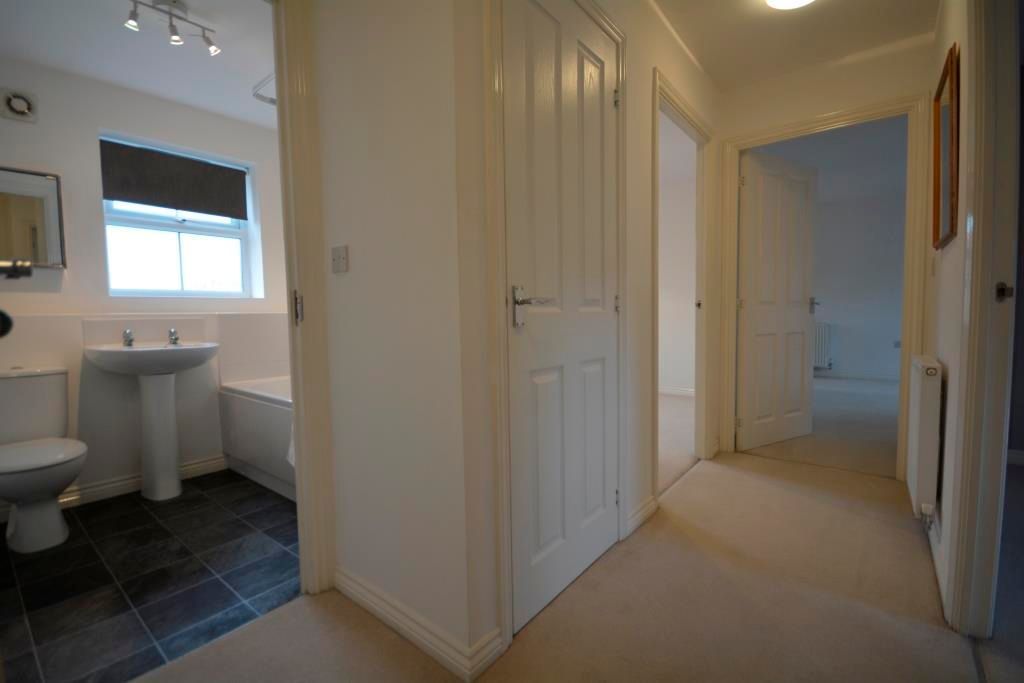 Property photo 2 of 14 Photograph 2