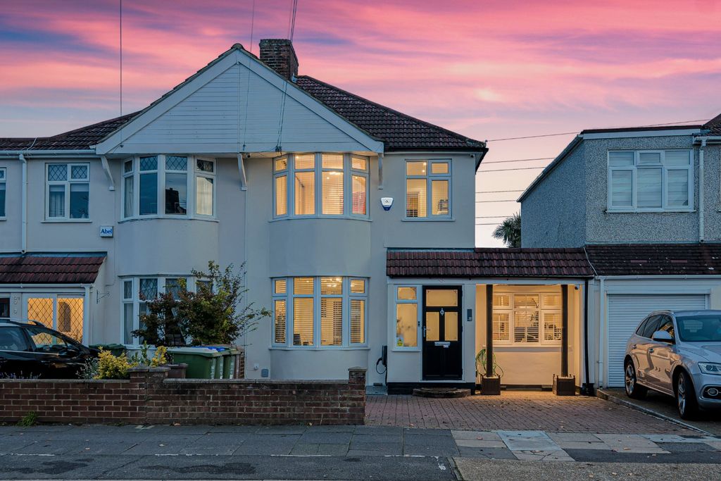 Property photo 1 of 21 Picture No. 03