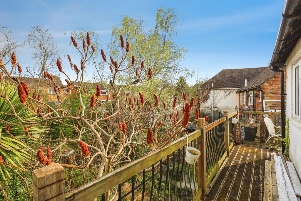 Property photo 2 of 6
