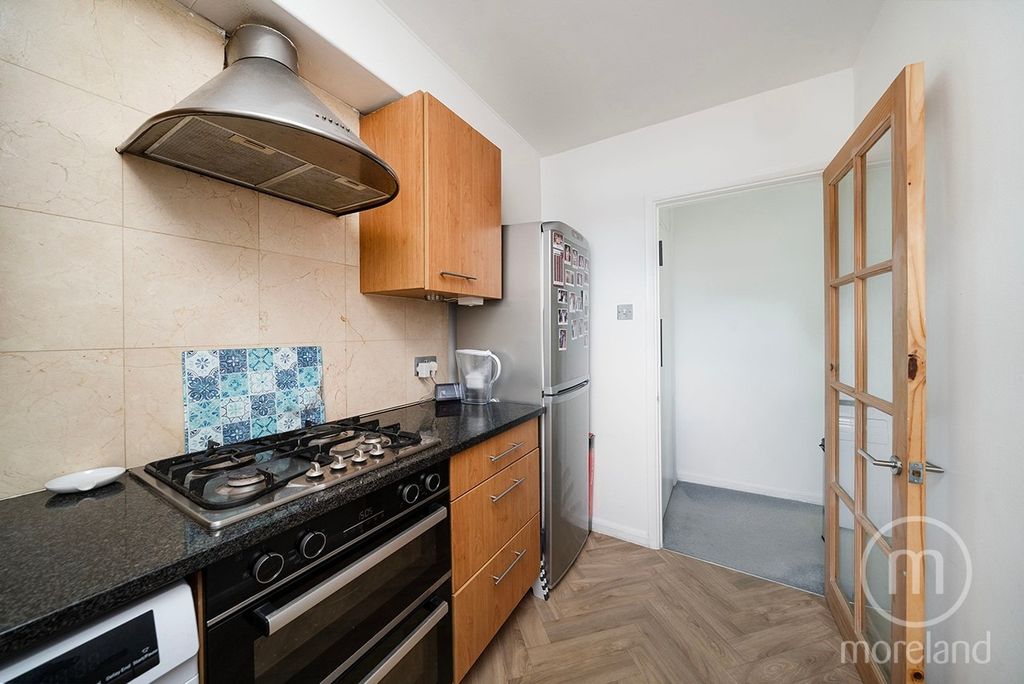 Property photo 3 of 8 3657967