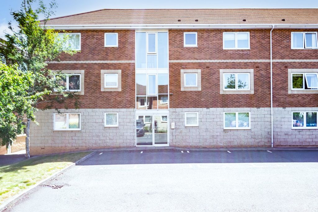 Property photo 1 of 8 Picture No. 08