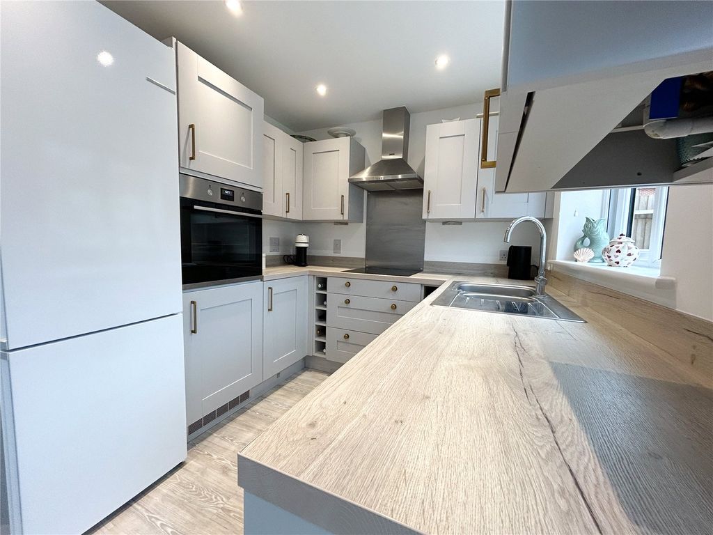Property photo 3 of 15 Picture No. 05
