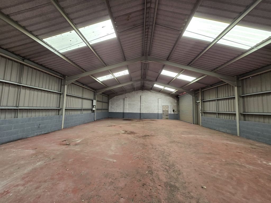 Property photo 1 of 4