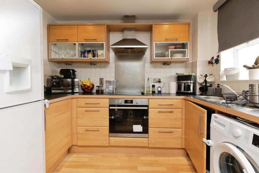 Property photo 2 of 13