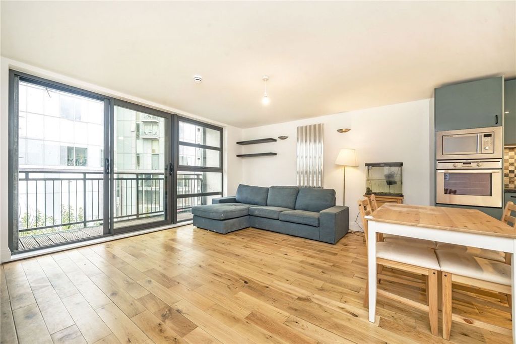 Property photo 2 of 7