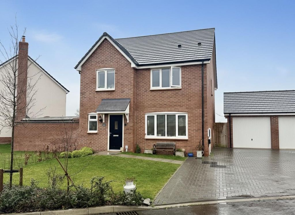 Property photo 1 of 20 Front Of Property