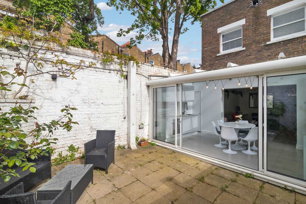 Property photo 3 of 15