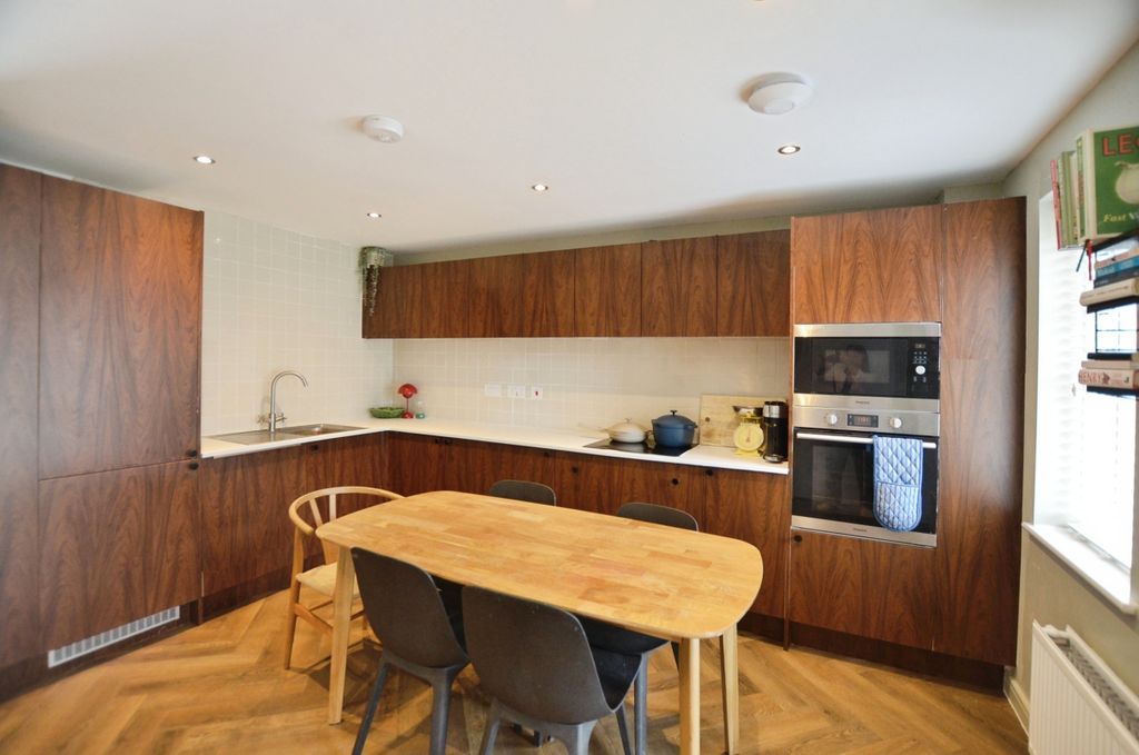 Property photo 3 of 23 Abfe8A0d-Img_3294