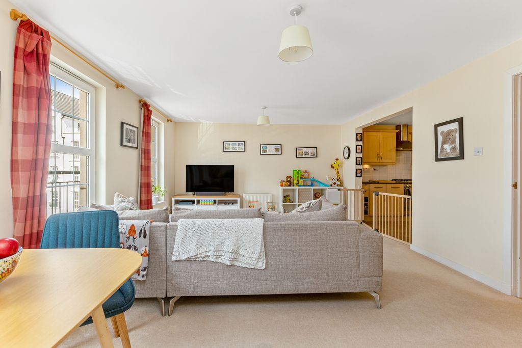 Property photo 3 of 18 Property Image 3