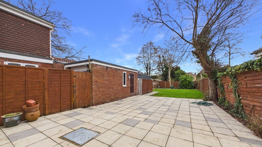 Property photo 2 of 15