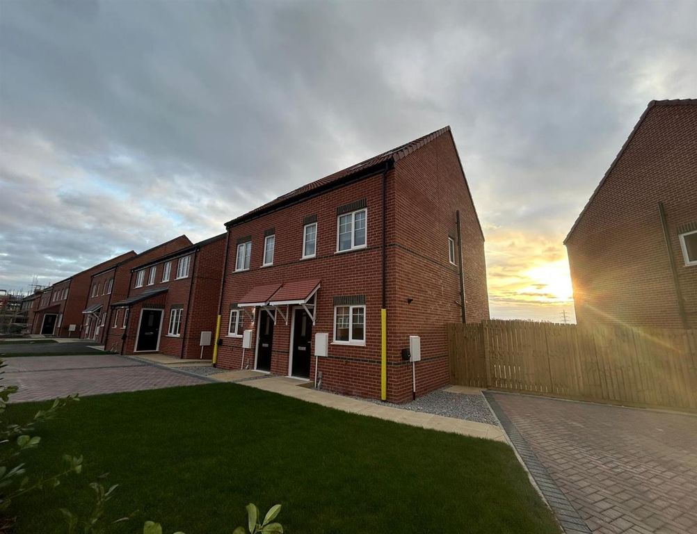 Property photo 2 of 12 External.Jpeg