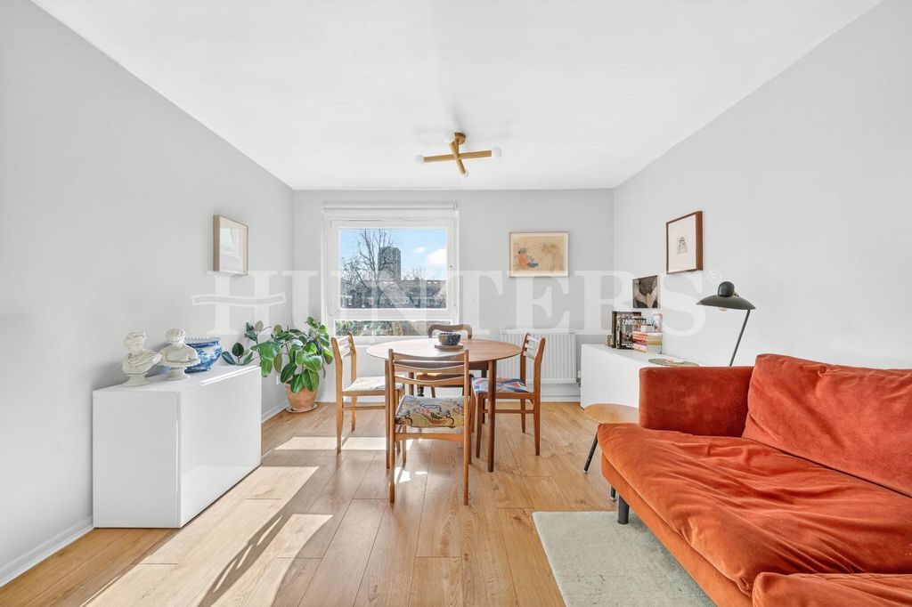 Property photo 2 of 11 Dsc04286.Jpg