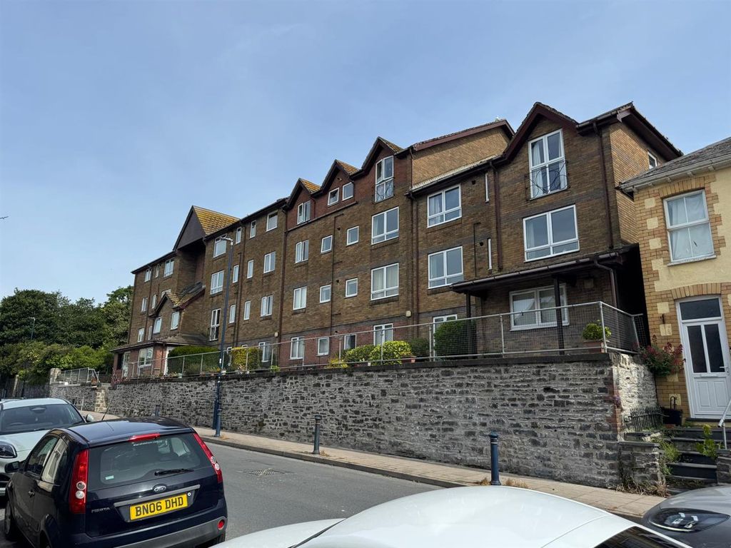 Property photo 1 of 8 Fore.Jpg