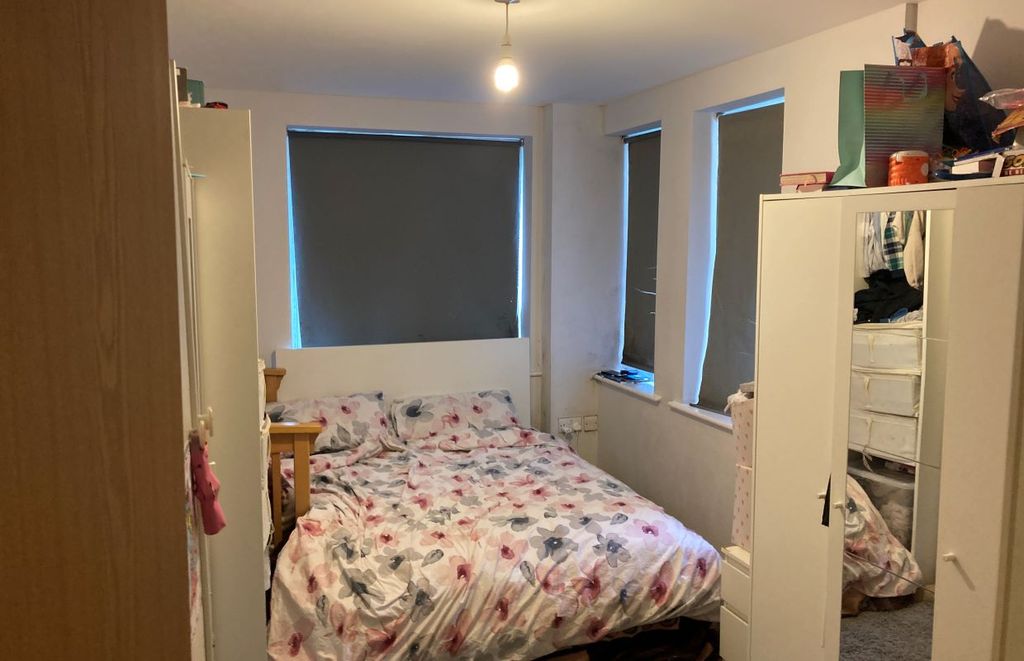 Property photo 2 of 3