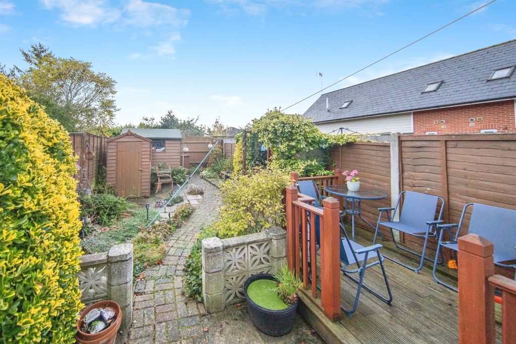 Property photo 2 of 16