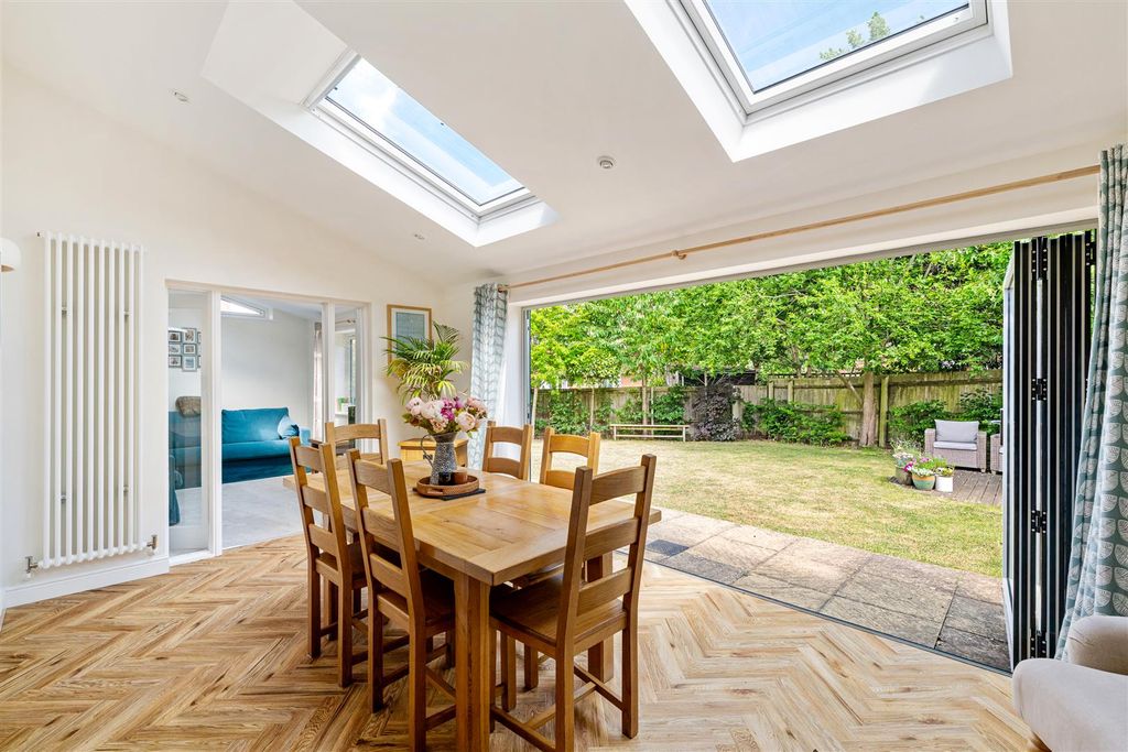 Property photo 3 of 26 25.Jpg