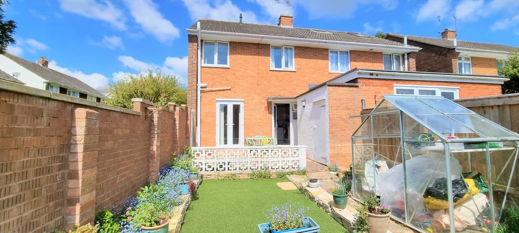 Property photo 3 of 13