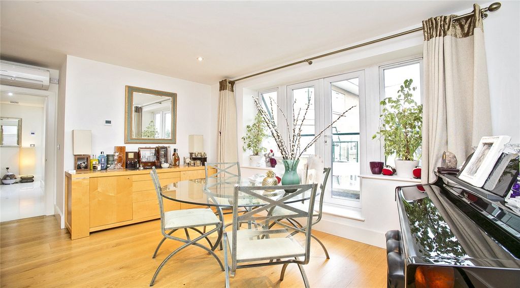 Property photo 3 of 10 Picture No. 60