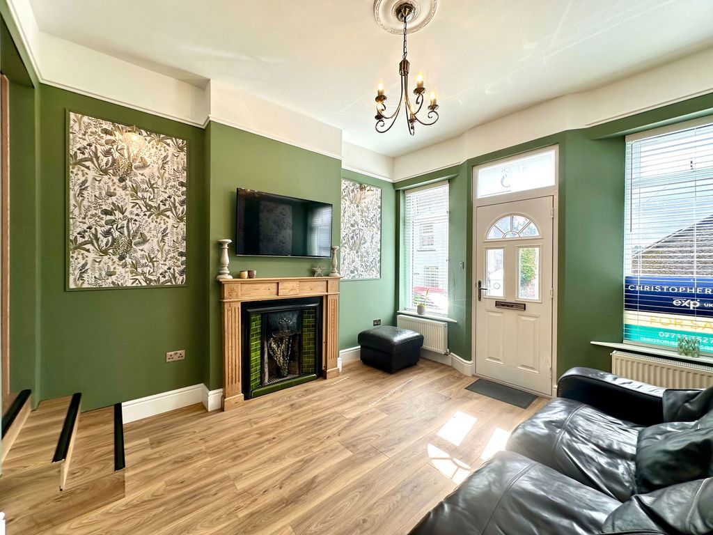 Property photo 3 of 16