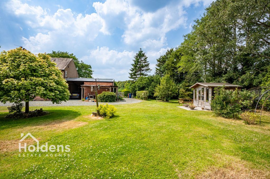 Property photo 3 of 32