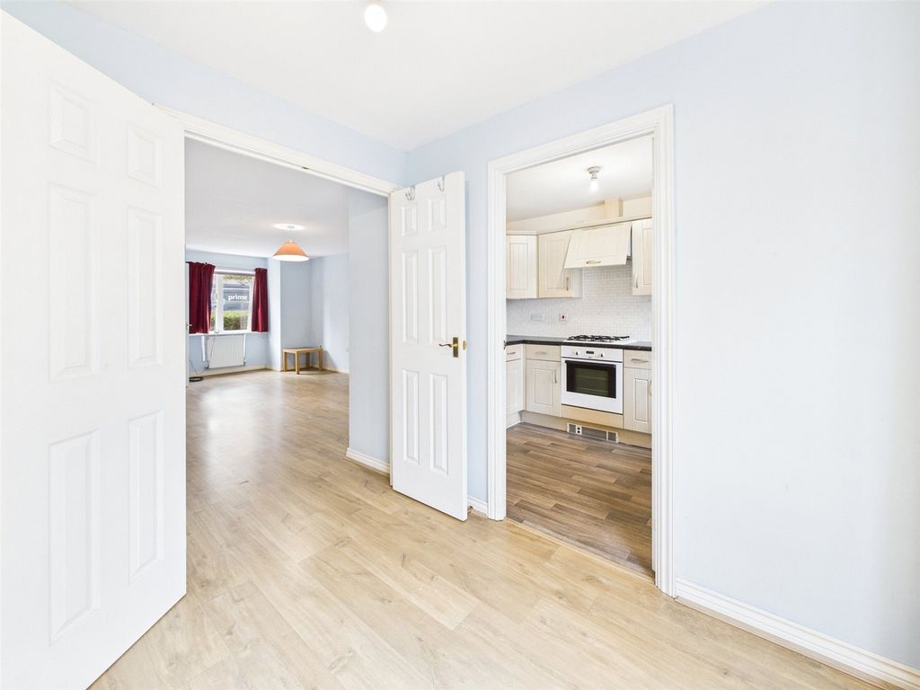 Property photo 3 of 15 Picture No. 16