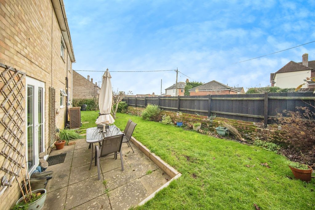 Property photo 3 of 14