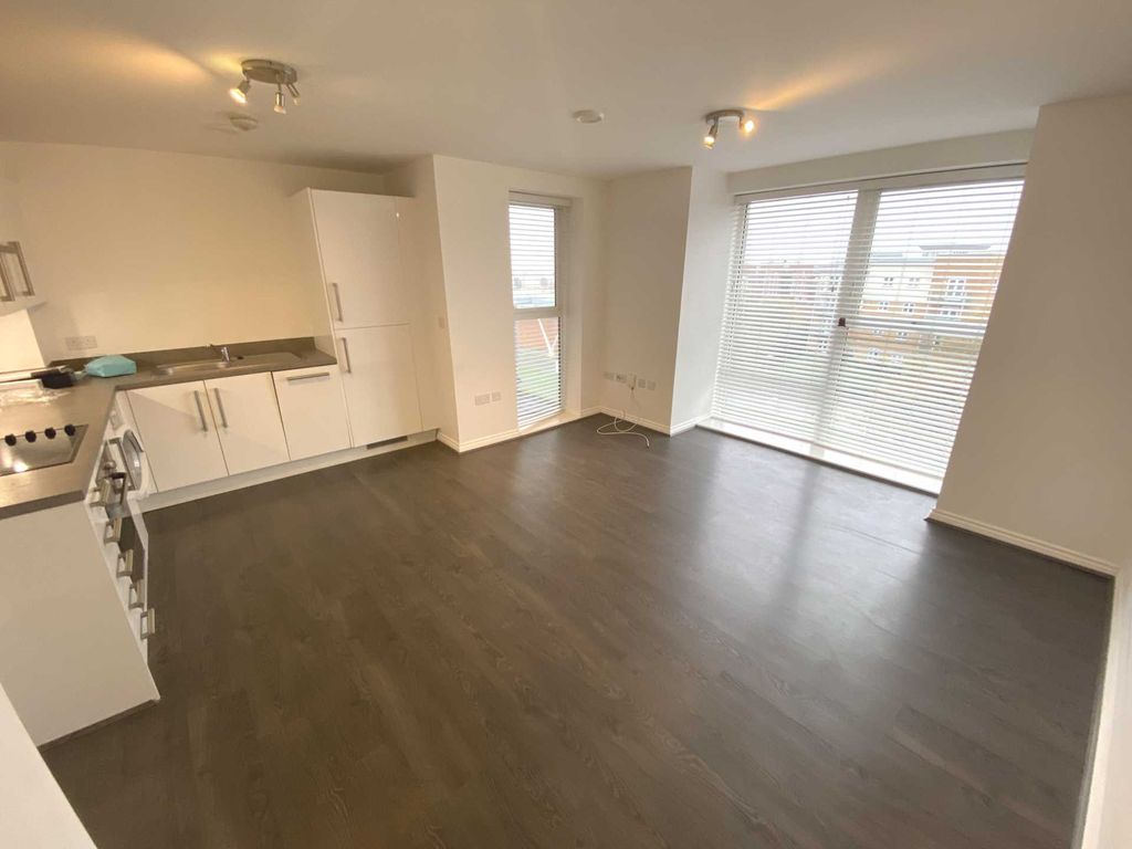 Property photo 2 of 13