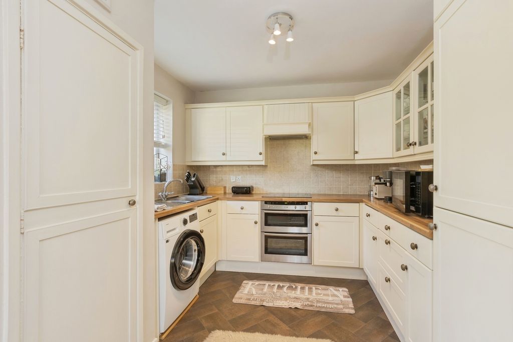 Property photo 3 of 20 Pbox-Img.Jpg
