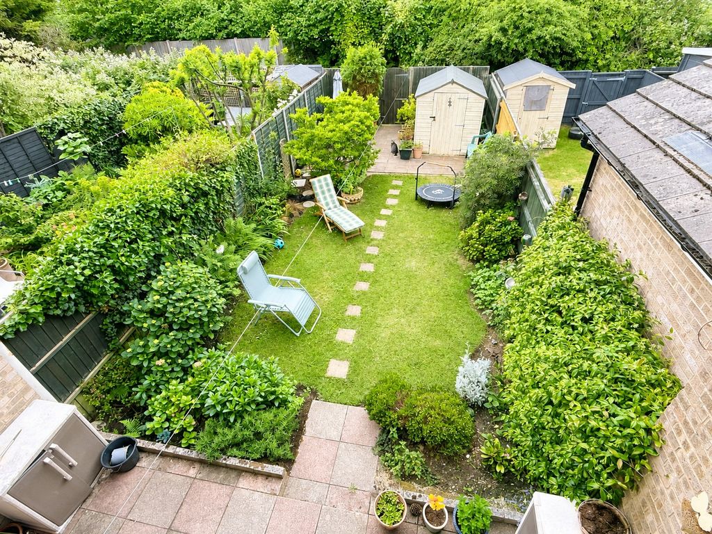 Property photo 2 of 12 Img_9406
