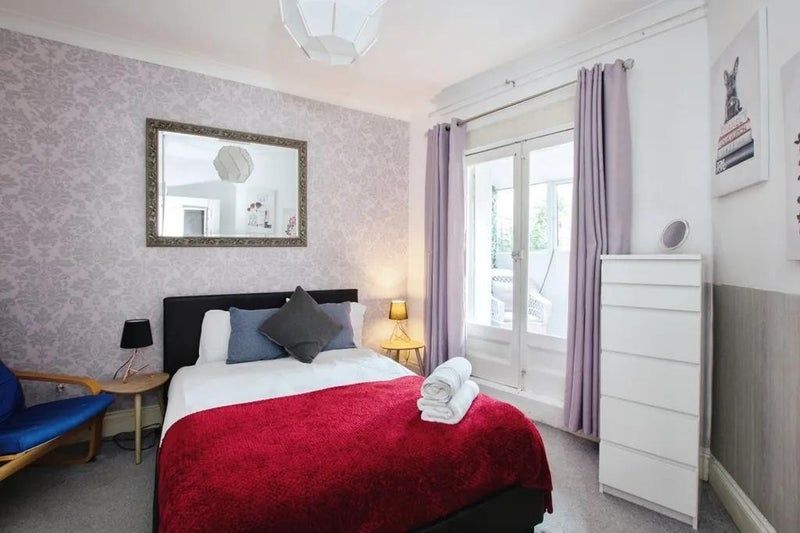 Property photo 2 of 11